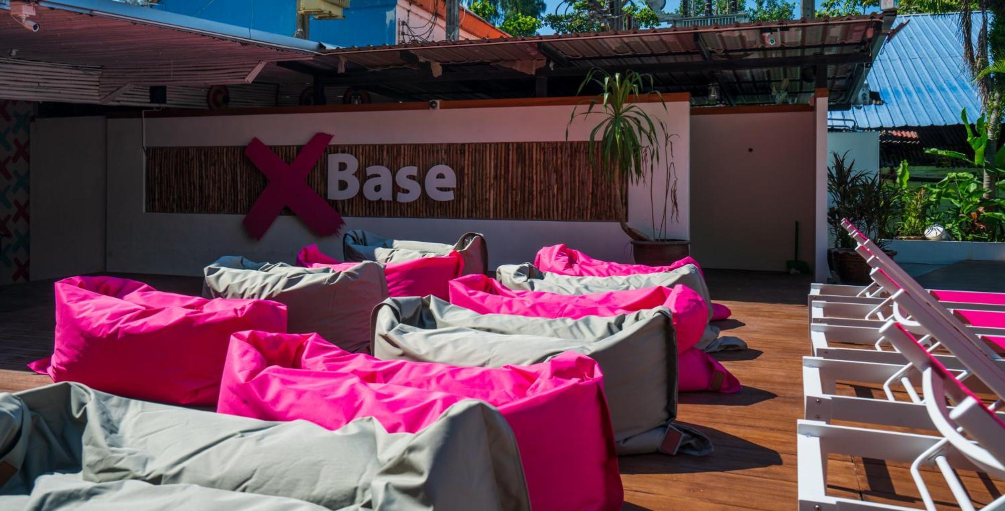 Base Party Hostel Ao Nang Εξωτερικό φωτογραφία