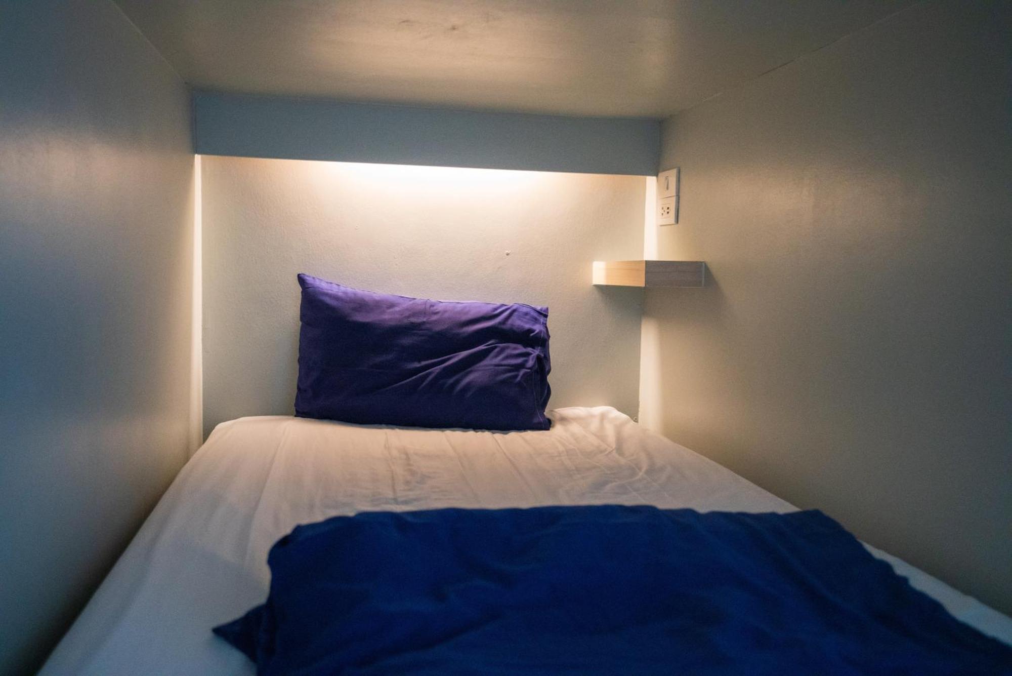 Base Party Hostel Ao Nang Εξωτερικό φωτογραφία