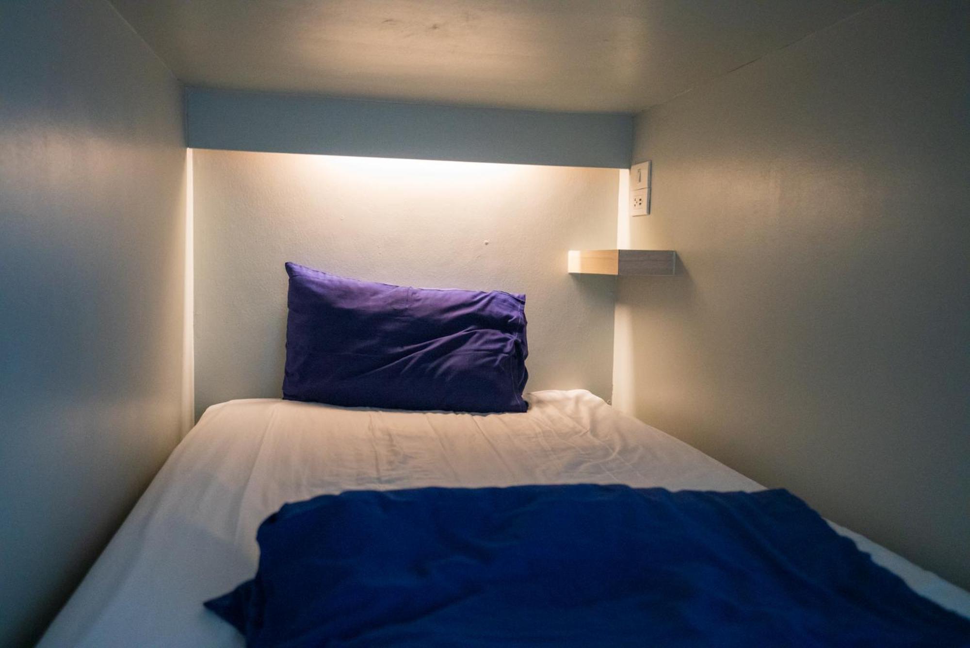 Base Party Hostel Ao Nang Εξωτερικό φωτογραφία