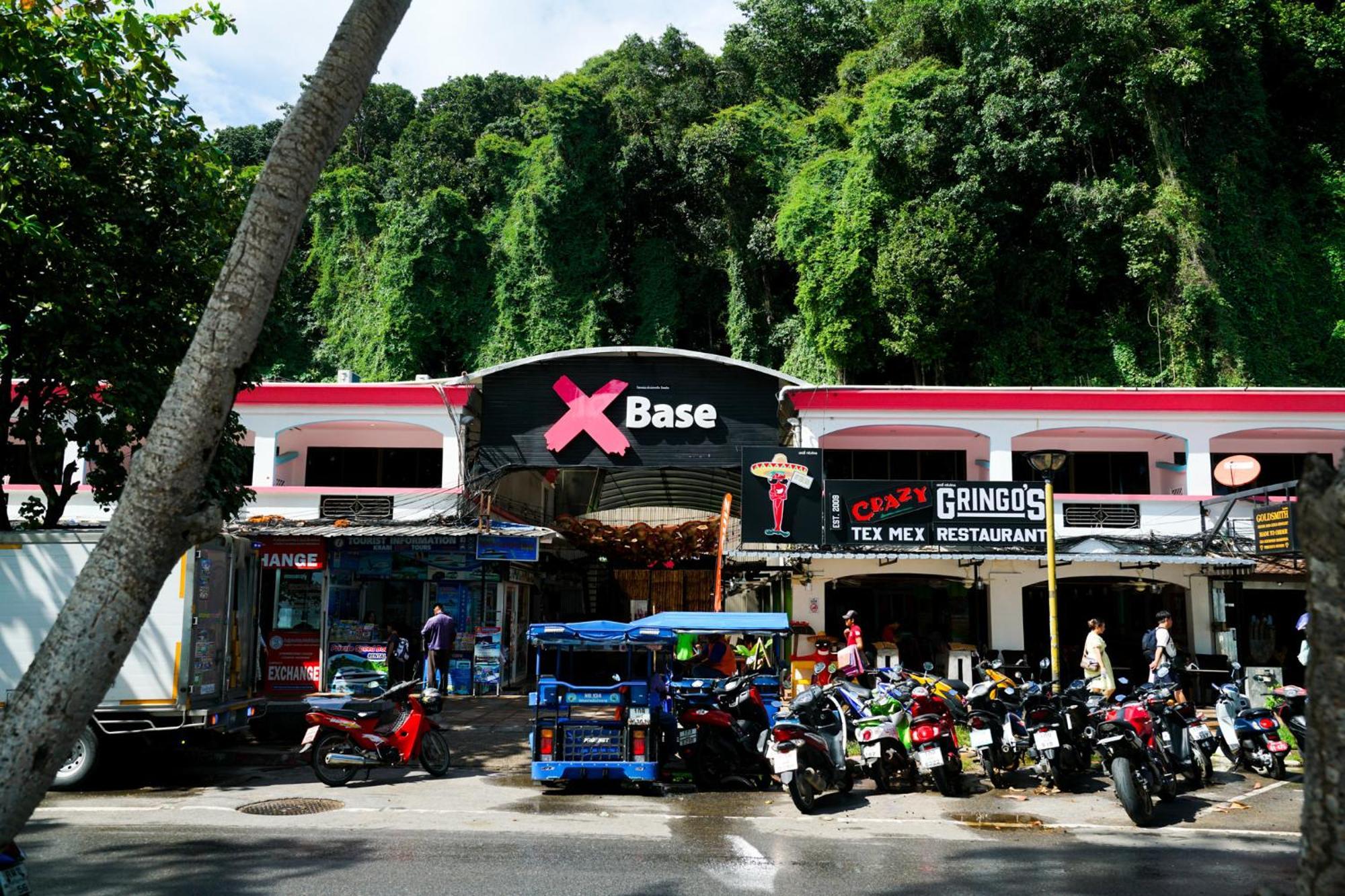Base Party Hostel Ao Nang Εξωτερικό φωτογραφία