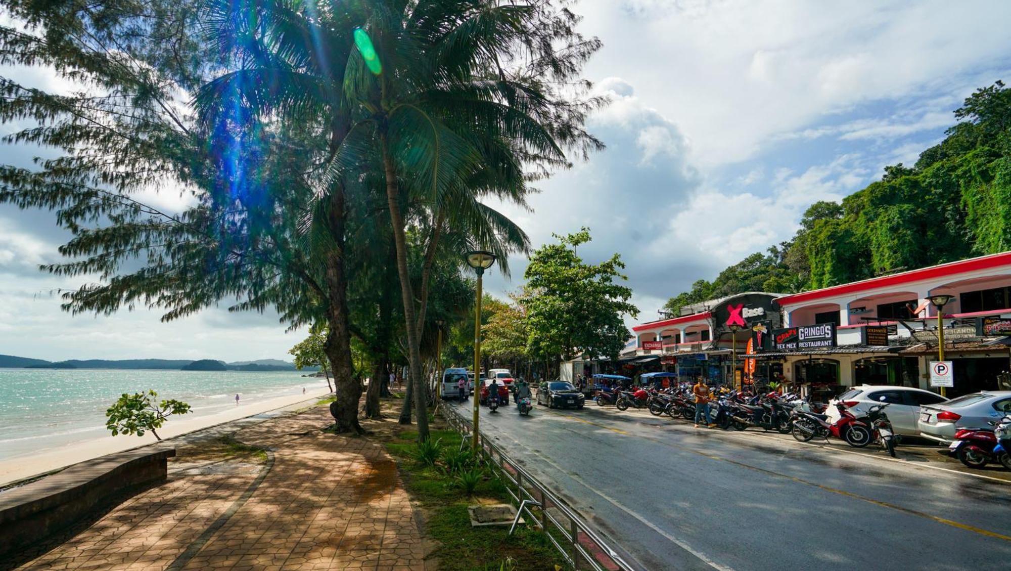 Base Party Hostel Ao Nang Εξωτερικό φωτογραφία