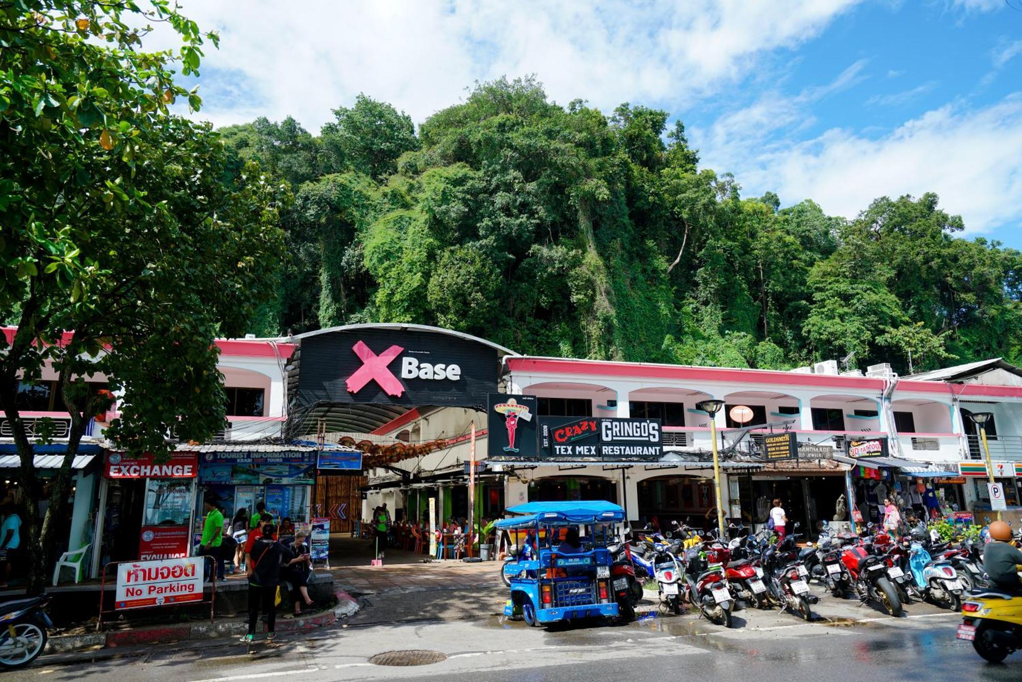 Base Party Hostel Ao Nang Εξωτερικό φωτογραφία