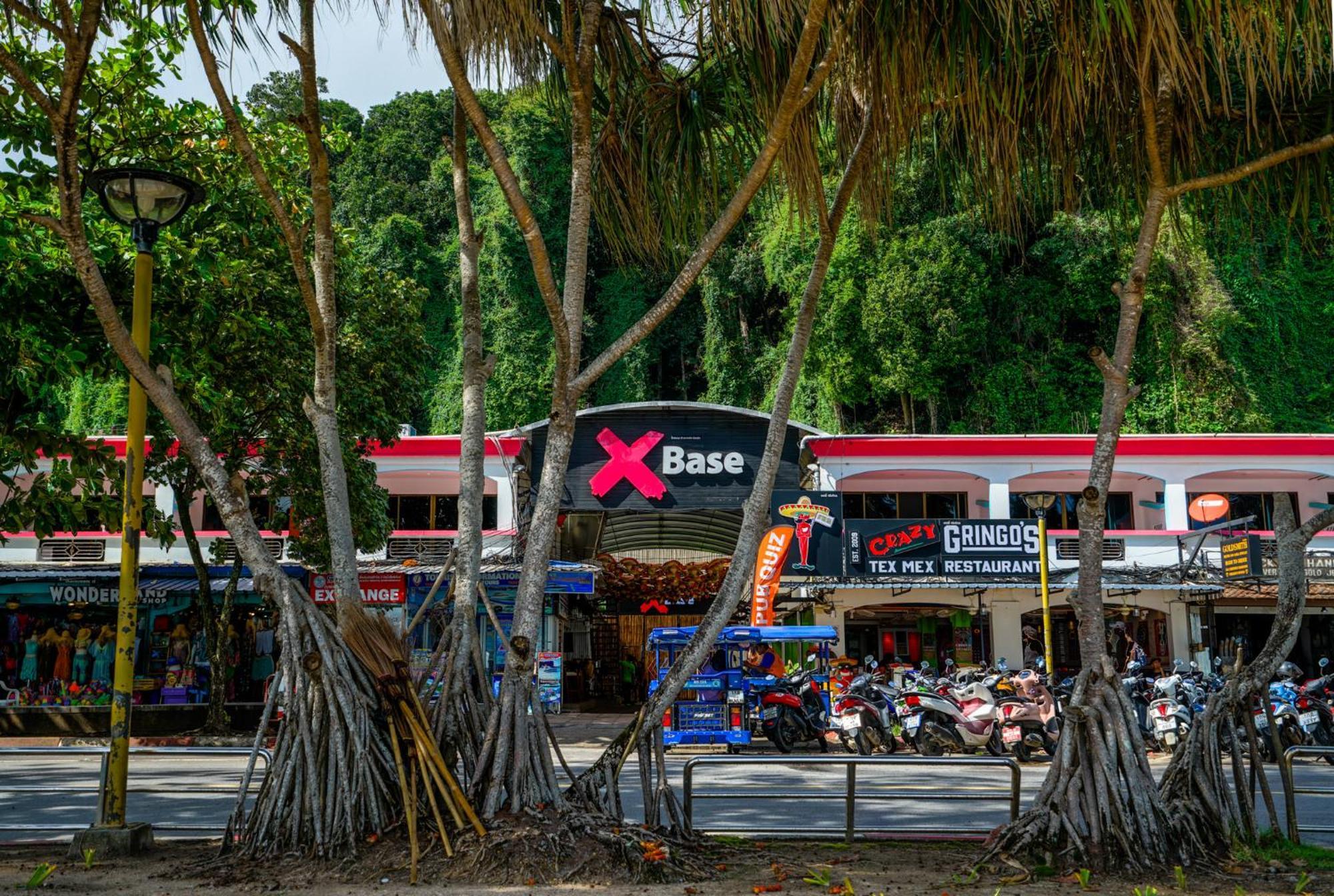 Base Party Hostel Ao Nang Εξωτερικό φωτογραφία