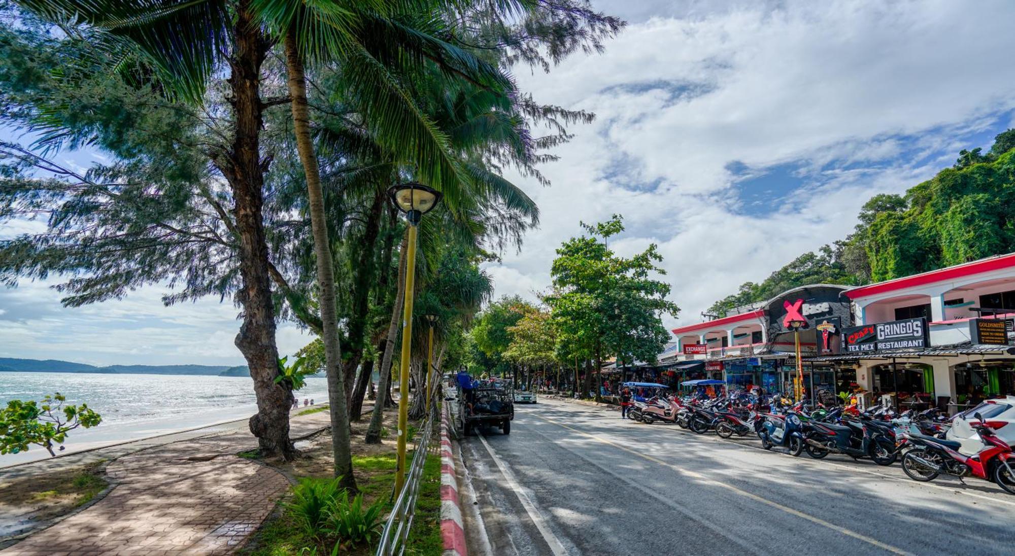 Base Party Hostel Ao Nang Εξωτερικό φωτογραφία